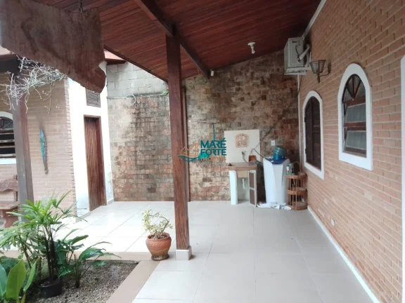 Imagem Casa no Itaguá, próxima aos melhores Restaurantes e Pontos Comercias