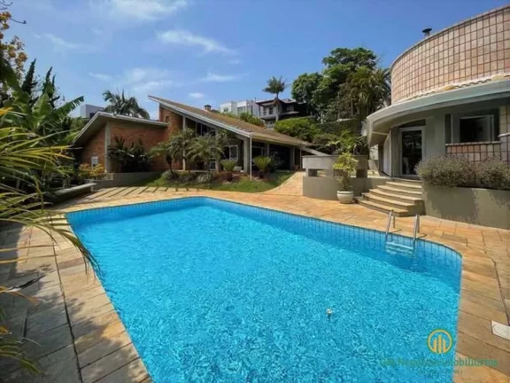 Imagem Casa MOBILIADA 4d (3sts) , lareira, piscina, anexos gourmet/multiuso!