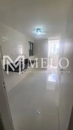 Imagem Oportunidade 2 quartos na torre todo reformado..