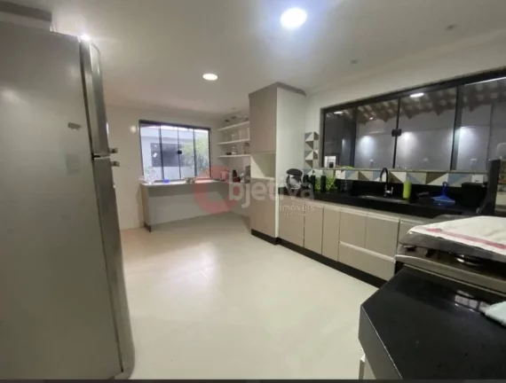 Imagem Casa duplex, 5 quartos, Condomínio dos Pássaros - Cabo Frio