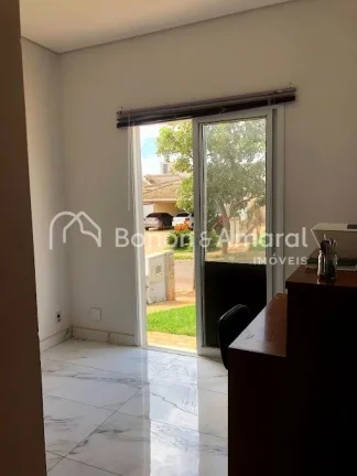 Imagem Sobrado à venda no Condomínio Terras do Cancioneiro, área construída 220 e terreno 390metros, no...