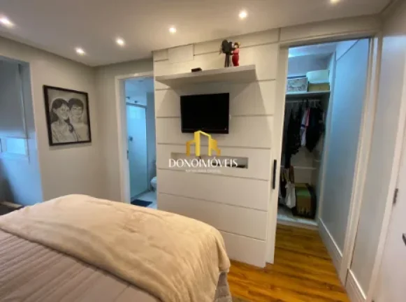 Imagem Apartamento com 03 dormitórios, todos suítes com sacada equipada com tela, vidro e blackout. Possu...
