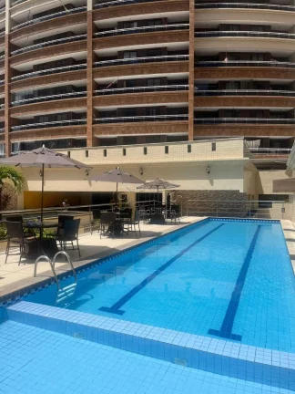 Apartamento exclusivo no Meireles de 76 metros quadrados no Ed. Piazza Coliseu. Com 2 quartos, uma c...
