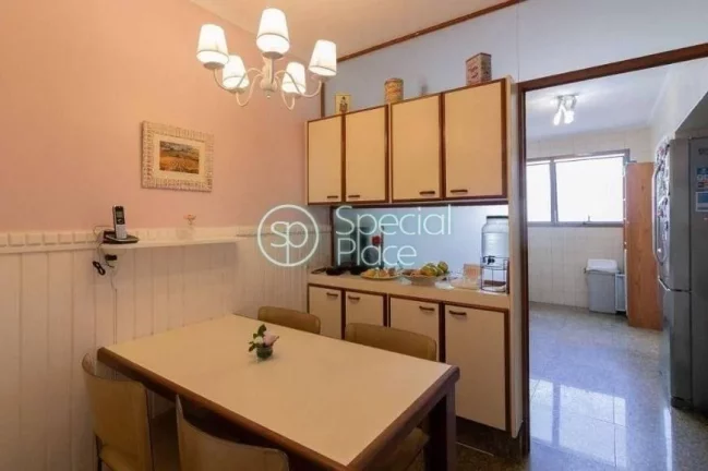 Imagem 170 metros 3 dormitórios 4 banheiros 2 vagas lavabo dormitório de empregada Ótimo apartamento, be...