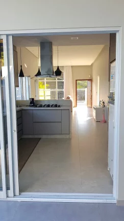 Imagem Casa em condomínio fechado á venda com 3 quartos em Forquilhas