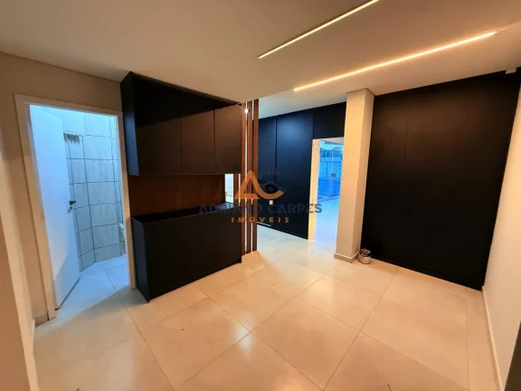 Imagem Aluguel Anual de sala comercial de esquina no Centro de Piçarras, Adriano Carpes Imóveis Aluga