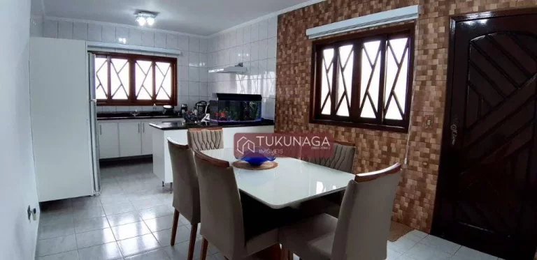 Imagem Sobrado com 3 dormitórios à venda, 195 m² por R$ 729.000,00 - Parque Continental II - Guarulhos/SP