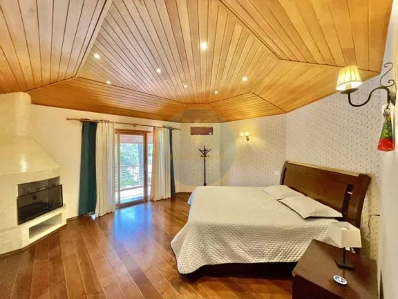 Imagem Casa em Condomínio a Venda no bairro Palos Verdes - Carapicuíba, SP