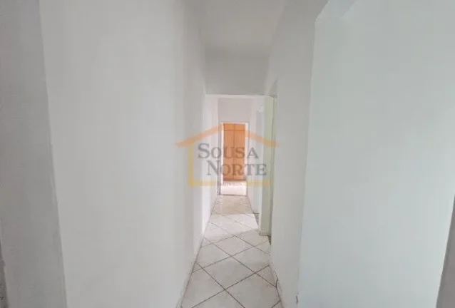 Imagem Sobrado 270m², 3 dormitórios, armários planejados, piscina, quadra, 4 vagas de garagem. 
O imóve...