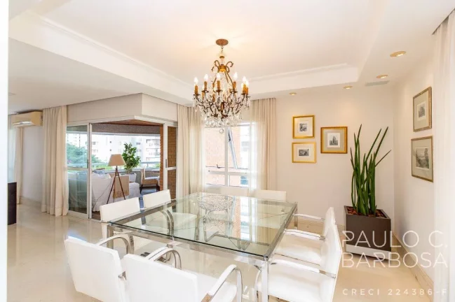 Imagem Rua Araguari com 3 Suítes - 4 Vagas - 243m²