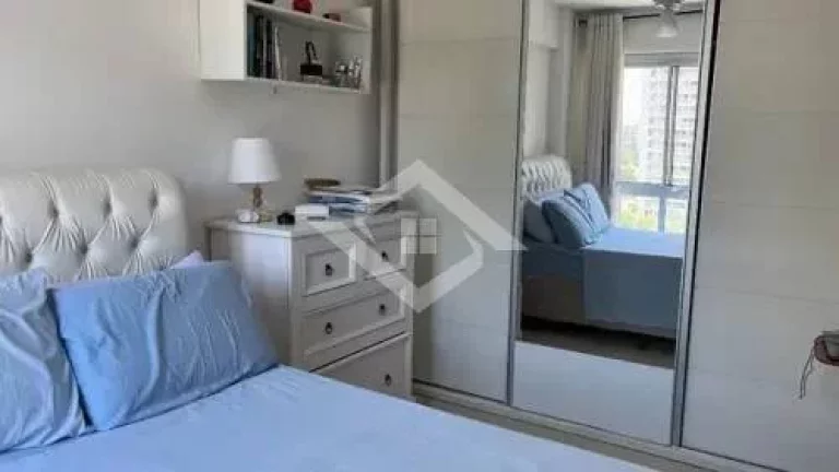 Imagem Apartamento de 3 Quartos para Venda na Barra da Tijuca com 77 m²