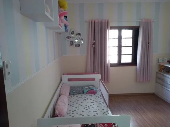 Imagem Sobrado para Venda por R$1.500.000,00 com 4 dormitórios, 1 suite e 6 vagas - Vila rosária , São paulo / SP - Cód. 13324