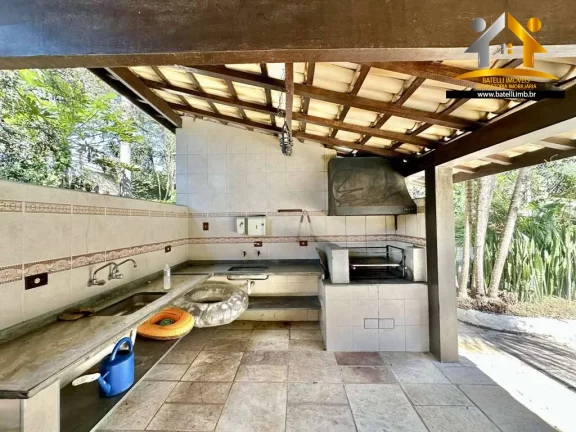 Imagem Casa à venda no condomínio Jardim Algarve em Cotia, SP | Batelli Imóveis
