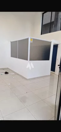 Imagem Loja comercial com 382m² no Boqueirão em Santos