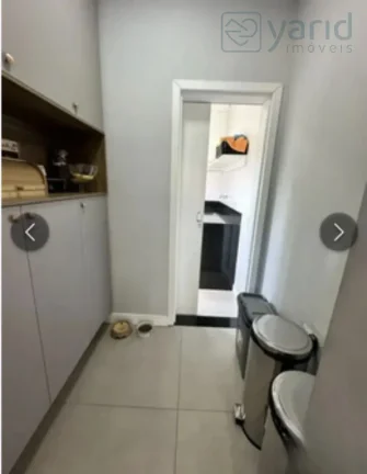 Imagem Casa à venda em Jundiaí-SP: 3 quartos, 3 suítes, 2 banheiros, 5 vagas de garagem e 800m² de área no bairro Medeiros. Confira!