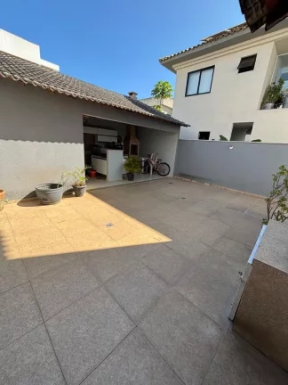 Imagem Casa com 5 dormitórios à venda, 225 m² por R$ 1.200.000,00 - Novo Portinho - Cabo Frio/RJ