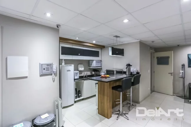 Imagem Sala/Conjunto Comercial LOCADA - 97,42m2 + 02 vagas - Edifício Curitibano Prime Center - R$ 800.000,00 - Água Verde.