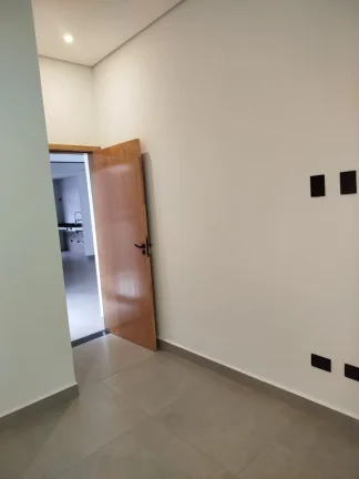 Imagem Casa em Condomínio de Luxo com 3 Suítes no Bairro Cajuru do Sul, em Sorocaba-SP - Imperdível!