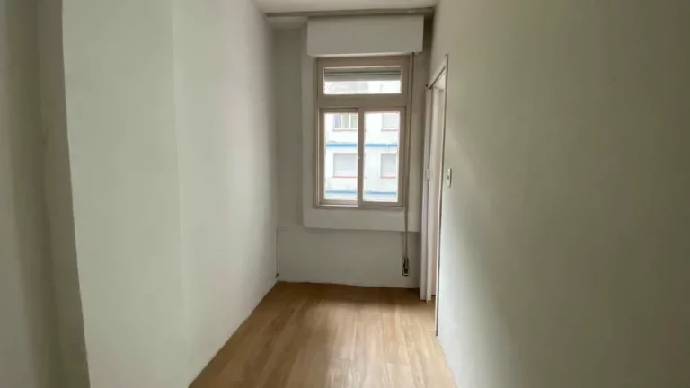 Imagem Praça Grande Apto POA13934 - Apartamento à venda no bairro Centro Histórico - Porto Alegre/RS
