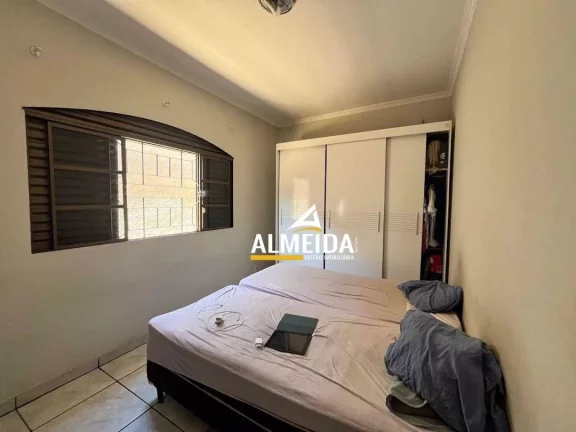 Imagem Casa com 2 dormitórios à venda, 120 m² por R$ 400.000,00 - Jardim Floridiana - Rio Claro/SP
