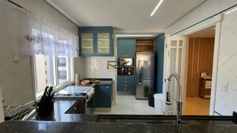 Imagem APARTAMENTO PRAIA GRANDE com 3 dormitórios sendo 2 suítes,2 vagas de garagem,varanda gourmet com churrasqueira,sala 2 ambientes