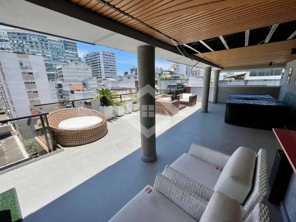 Imagem Alugo cobertura triplex em Ipanema classe AA Para pessoas exigentes