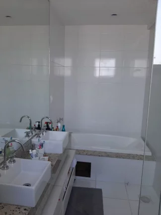 Imagem Apartamento à venda no Dubai Tower Residence - 3 suítes, 186m² e área de lazer!