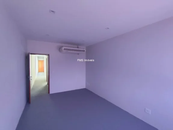 Imagem Locação de Prédio Comercial no Alto da Lapa: 12 Salas, 4 Banheiros, 3 Vagas de Garagem, 300m² de Área
