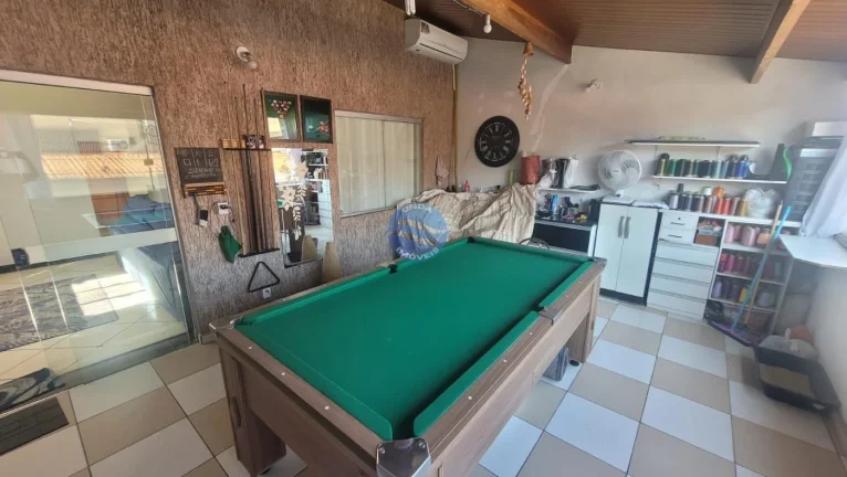 Imagem Casa sensacional a venda em Amparo no Centro