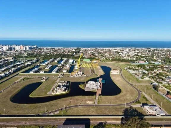 Imagem Terreno no condomínio Lótus em Atlântida beira lago