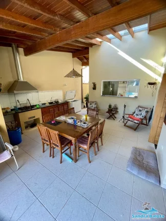 Imagem Casa com 4 dormitórios sendo 4 suítes/ Toninhas -Ubatuba