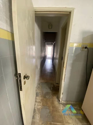 Imagem Casa com 03 quartos 130m² proximo ao metro Sacomã.