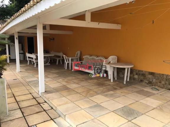 Imagem Casa com 4 dormitórios à venda, 230 m² por R$ 1.600.000 - Loteamento Portal da Ferradura - Armação dos Búzios/Rio de Janeiro