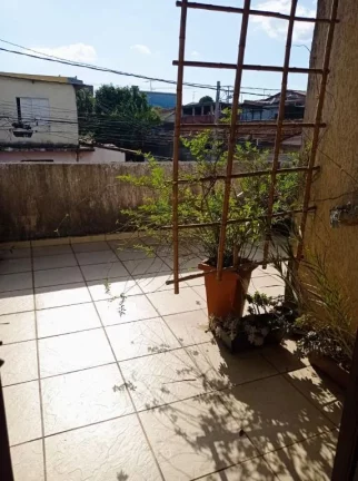 Imagem Sobrado com 2 dormitórios à venda, 125 m² por R$ 390.000,00 - Cidade Edson - Suzano/SP