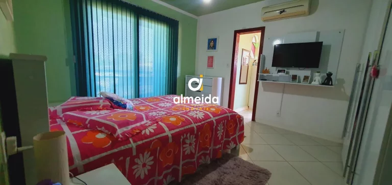 Imagem CASA 4 DORMITÓRIOS