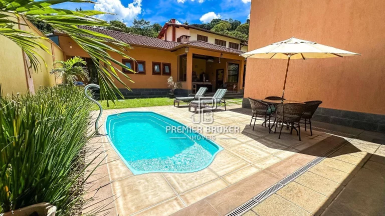 Imagem Casa à venda, 532 m² por R$ 2.590.000,00 - Prata - Teresópolis/RJ