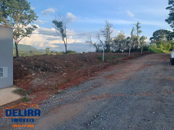 Imagem Terrenos à venda em Terra Preta, aceita financiamento bancário.