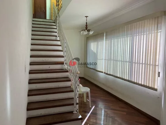 Imagem Sobrado à venda 3 Quartos, 3 Suites, 6 Vagas, 251M², Olímpico, São Caetano do Sul - SP