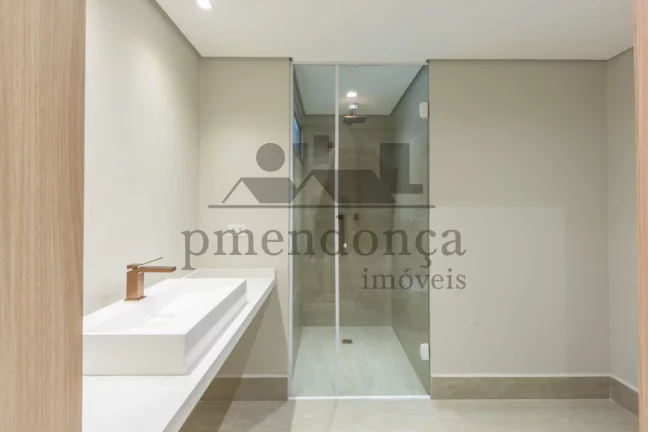 Imagem Apartamento reformado em Perdizes com 3 quartos (1 suíte) e 2 vagas, 137m²