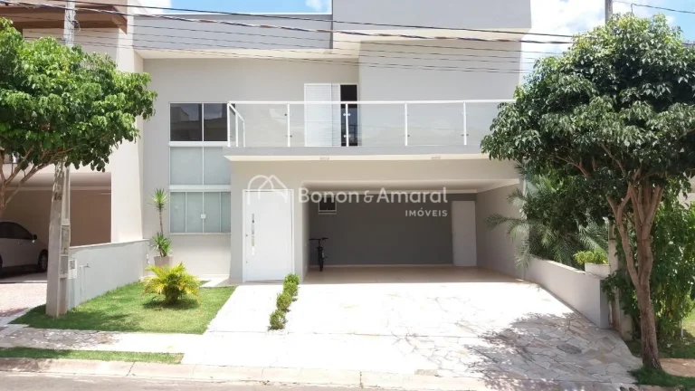 Imagem Este sobrado de 180m² de construção e 300m² de terreno oferece todo o conforto e espaço que sua...