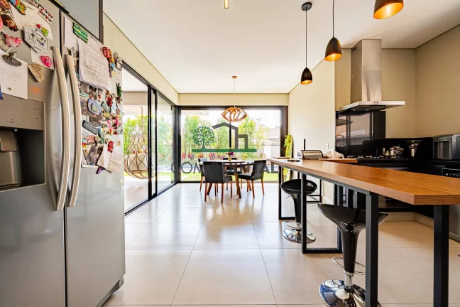 Imagem Casa com 4 Quartos à Venda, 375 m² em Alphaville - Santana De Parnaíba