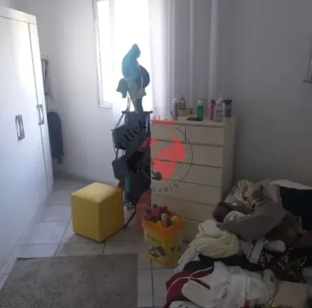 Imagem Casa Assobradada 3 dormitórios sendo 2 suítes ,Aceita permuta no ABC, Litoral ou Chácara na região de Sorocaba, bairro Vila Palmares em Santo André