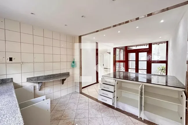 Imagem Casa à Venda - Vargem Grande, 3 Quartos, 250 m2