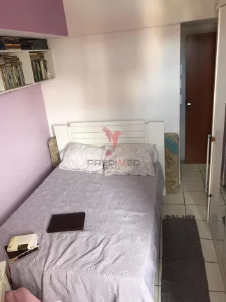 Imagem Apartamento em Manaíra . Com varanda e vista parcial do mar. Dependência
