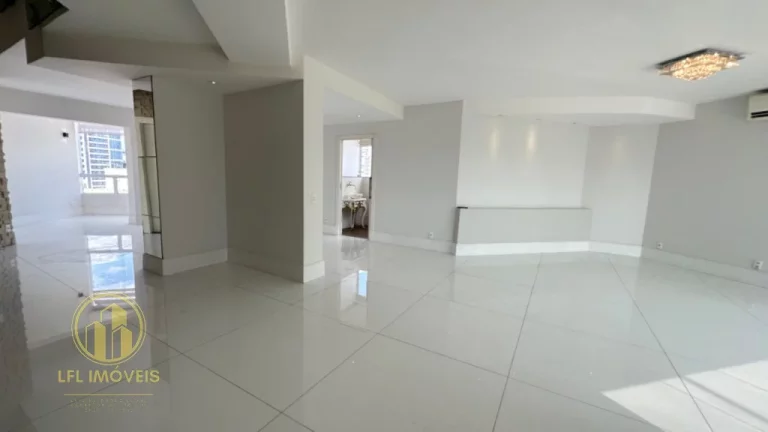 Cobertura Duplex para Venda ou Locação. com 3 suítes e 4 vagas. Vila Nova Conceição