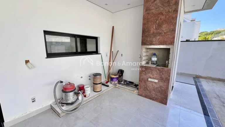Imagem Suítes: 3 suítes, sendo:
2 Suítes com Closet: Oferecendo espaço extra para organização.
1 Suí...