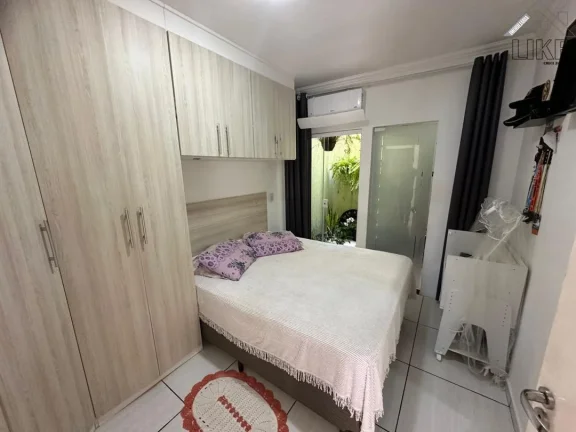 Imagem Casa de 3 Dormitórios com Suíte à Venda no Condomínio Residencial Esplanada Nobre, Jacareí