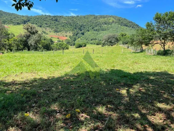 Imagem Sítio à Venda em Piracaia com 62.000m²