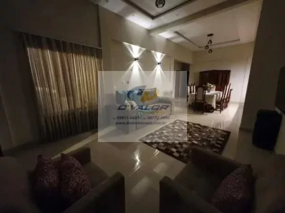 Imagem Vendo Casa Mobiliada, em Condomínio Fechado, com 160 m², 3 suítes, área gourmet e 2 vagas