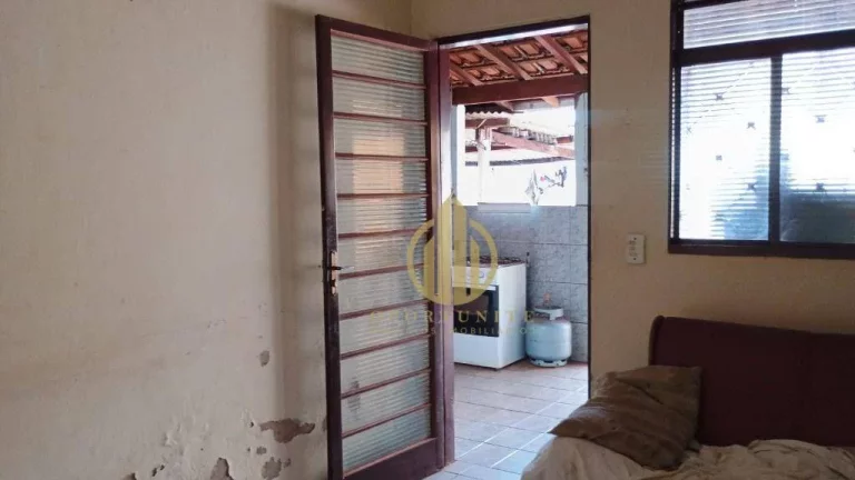 Imagem Casa a Venda na Vila Tiberio R$ 330.000,00